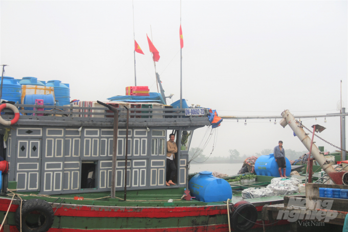 Dự án xây dựng mới cảng cá Thụy Tân thành cảng cá loại I, đáp ứng 120 lượt chiếc tàu/ngày ra vào cảng. Ảnh: Phạm Hiếu.