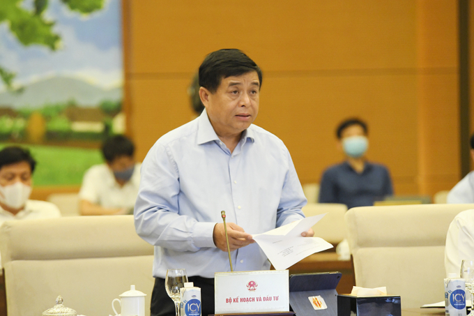 Bộ trưởng Nguyễn Chí Dũng khẳng định, các cơ quan báo chí, nhà báo, phóng viên đã rất tích cực tham gia trong tuyến đầu chống dịch.