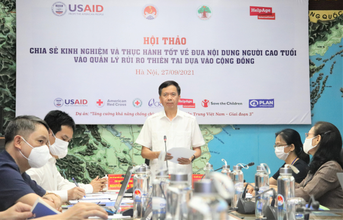Phó Chủ tịch Hội Người cao tuổi Việt Nam Phan Văn Hùng phát biểu tại Hội thảo.