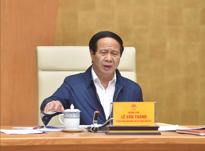 Phó Thủ tướng Lê Văn Thành giao nhiệm vụ cho các bộ, ngành, địa phương phấn đấu trước Tết Nguyên đán không còn tình trạng xe tồn đọng tại các cửa khẩu. Ảnh: VGP/Đức Tuân.