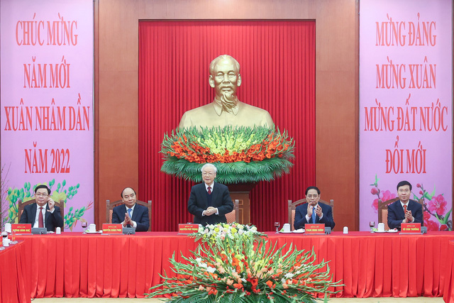 Tổng Bí thư Nguyễn Phú Trọng chủ trì cuộc gặp mặt các đồng chí lãnh đạo, nguyên lãnh đạo Đảng, Nhà nước. Ảnh: VGP/Nhật Bắc.