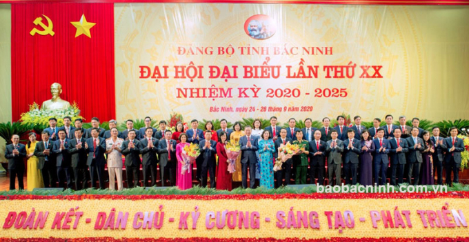 Ngày trong chiều 25/9, Ban Chấp hành Đảng bộ tỉnh Bắc Ninh khóa XX, nhiệm kỳ 2020-2025 gồm 48 đồng chí ra mắt Đại hội. Ảnh: BBN.