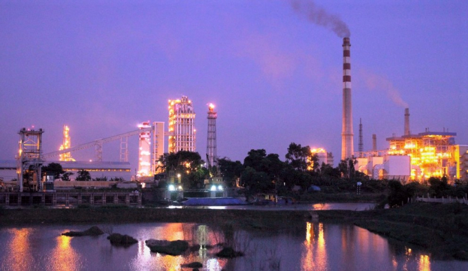 Đạm Hà Bắc và Đạm Ninh Bình hiện là hai doanh nghiệp thuộc Tập đoàn Hoá chất Việt Nam đang sử dụng than làm đầu vào để sản xuất phân đạm urê.