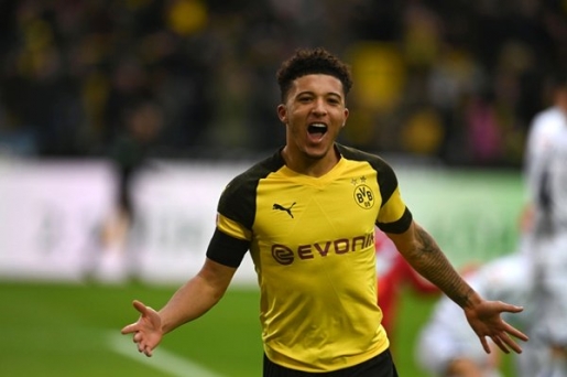 Jadon Sancho sẽ mang về tiền tấn cho Dortmund. 