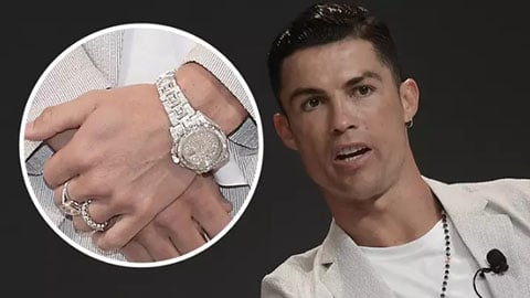 Ronaldo sở hữu chiếc đồng hồ đắt giá nhất thế giới. Ảnh: Dailymail.
