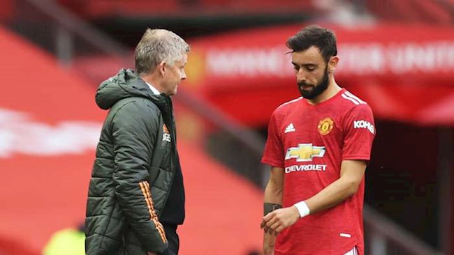 Bruno Fernandes phản ứng với tin đồn không hạnh phúc tại Man United. Ảnh: Dailymail.