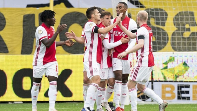 Ajax Amsterdam thắng trận hoành tráng tại giải VĐQG Hà Lan. 