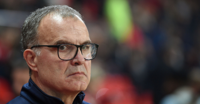 Bielsa muốn một chiến thắng trước Tottenham. Ảnh: Express.