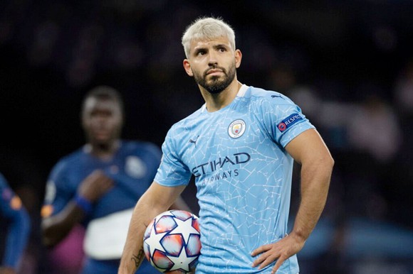 Sergio Aguero lựa chọn Barcelona. Ảnh: Dailymail.