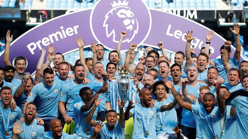 Man City thêm một lần nữa vô địch Premier League. Ảnh: Express.