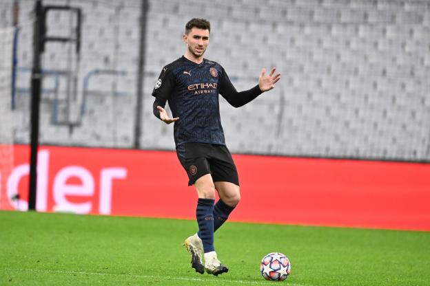 Aymeric Laporte đủ điều kiện đá Euro 2020 cho tuyển Tây Ban Nha. Ảnh: Dailymail.