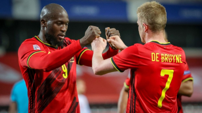 Romelu Lukaku và Kevin De Bruyne là niềm hy vọng của ĐT Bỉ. Ảnh: Dailymail.