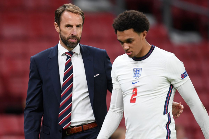 Gareth Southgate mang tới 3 hậu vệ phải tham dự VCK Euro 2020. Ảnh: Dailymail.