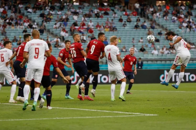 Đan Mạch sớm mở tỷ số của trận đấu. 