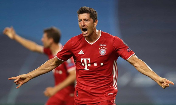 Robert Lewandowski chuyển sang Real Madrid? Ảnh: Kicker.