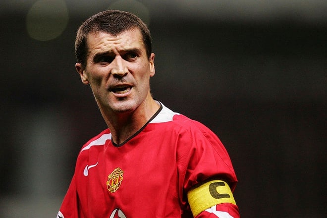 Roy Keane giận dữ với những cầu thủ đàn em. 