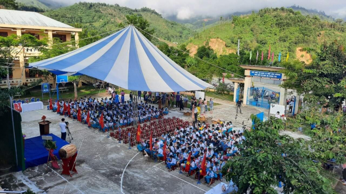 Lễ khai giảng tại một trường học địa bàn miền núi ở Quảng Nam. Ảnh: Lê Khánh.