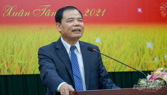 Bộ trưởng Nguyễn Xuân Cường phát biểu tại buổi gặp mặt. Ảnh: Trần Huy.