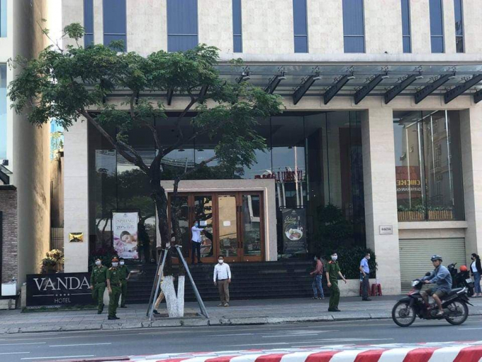 Khác sạn Vanda (TP. Đà Nẵng), nơi 2 du khác người Anh nhiễm Covid-19 lưu trú. Ảnh: VN.