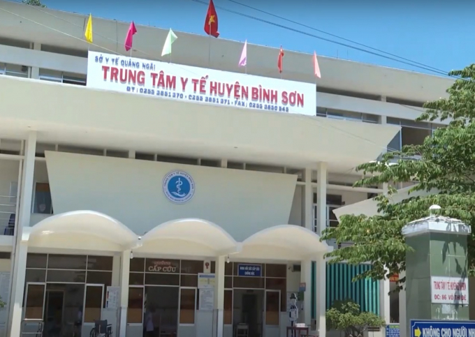 Các bệnh nhân đang được điều trị tại Trung tâm Y tế huyện Bình Sơn (tỉnh Quảng Ngãi). Ảnh: CTV.