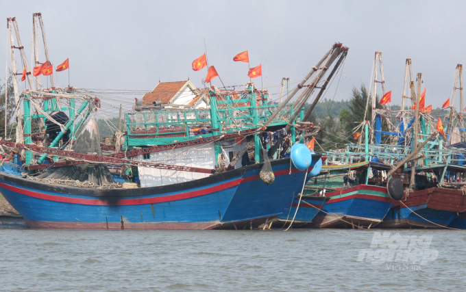 Công tác ứng phó chống bão Conson đang được Nghệ An tiến hành khẩn trương, lúc này phần lớn các phương tiện tham gia khai thác thủy sản đã cập bến an toàn. Ảnh: Việt Khánh.