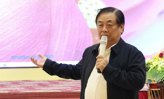 Bộ trưởng Bộ NN-PTNT Lê Minh Hoan phát biểu tại hội nghị tập huấn. Ảnh: Quang Yên.