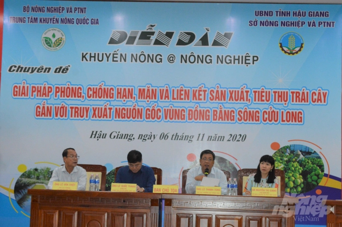 A view of the forum 'Solutions to prevent drought and salinity, and link fruit production and consumption associated with traceability in the Mekong Delta'. Photo: Trung Chanh.