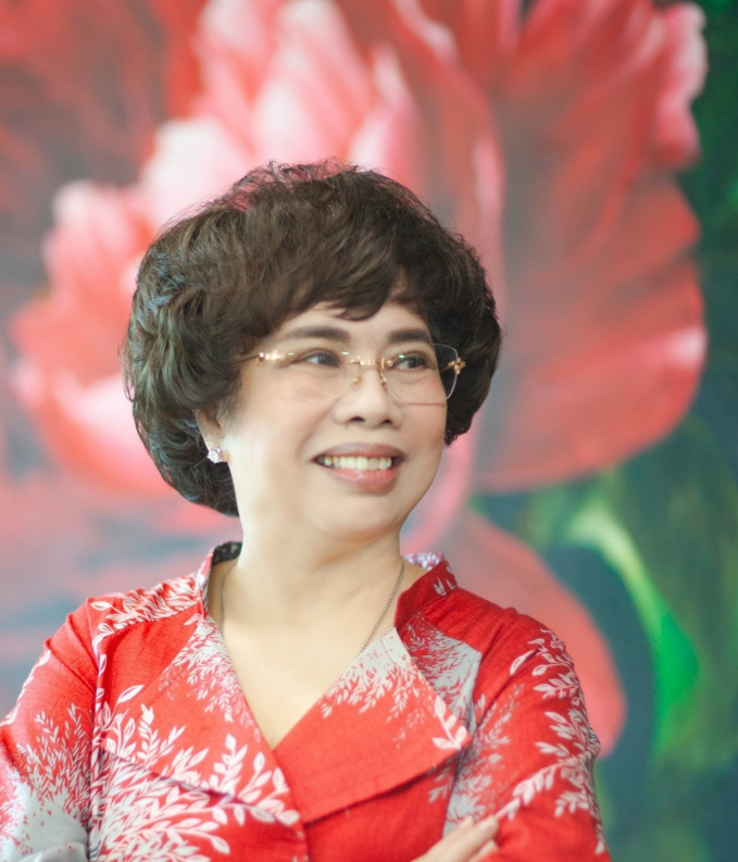 Ms. Thai Huong - Founder of TH Group and General Director of Bac A Commercial Joint Stock Bank of Vietnam - is honored on Forbes' list of 50 Asian women over 50 with great international influence. 