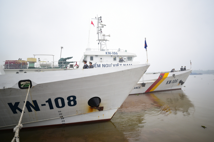 On February 16, a fleet of 2 ships from the Region I Fisheries Control Department set out to patrol in 2022 in the waters of the Tonkin Gulf with the goal of removing the IUU 'yellow card' with fishermen. Photo: Tung Dinh.