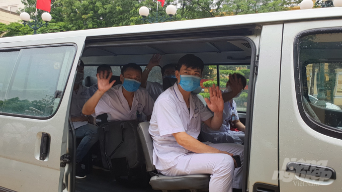 Các cán bộ y tế của Hải Phòng ngày lên đường vào tâm dịch Đà Nẵng, giúp địa phương ứng phó dịch Covid-19. Ảnh: Đinh Mười.