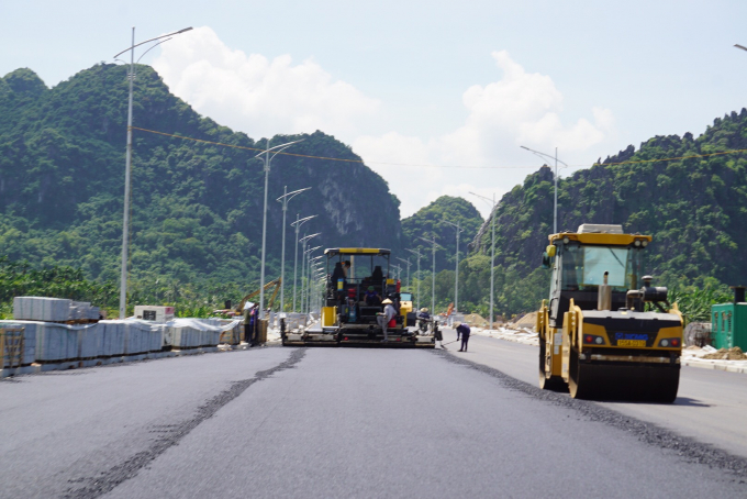 Tuyến đường vào bãi cọc Cao Qùy dài hơn 3km được chỉ đạo hoàn thành trong tháng 9/2020. Ảnh: Đinh Mười.