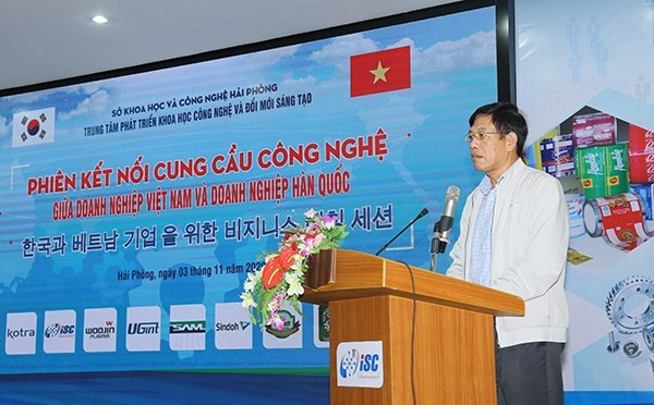 Ông Dương Ngọc Tuấn, Giám đốc Sở Khoa học và Công nghệ TP Hải Phòng phát biểu tại Phiên kết nối cung cầu công nghệ Việt Nam - Hàn Quốc. Ảnh: Nguyễn Hải.