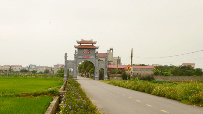 Đường nông thôn ở huyện Yên Dũng khang trang, sạch đẹp. Ảnh: Thế Đại.