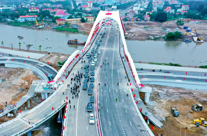Cầu Rào 1 hoàn thành góp phần đáp ứng nhu cầu đi lại và phát triển kinh tế của Hải Phòng.