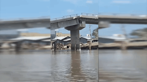 Cầu 54 tỷ đồng đang hoàn thành bất ngờ sụp đổ