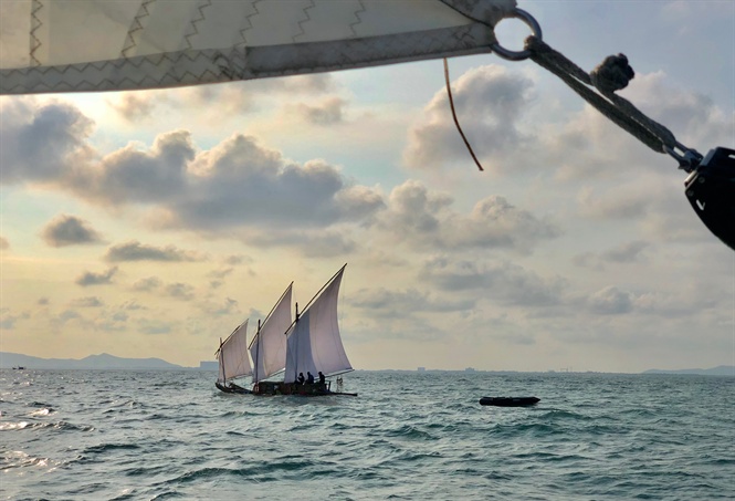 hình ảnh  cánh buồm biển Đảo mặt trời Hoàng hôn cuộc phiêu lưu Bầu  trời điềm tĩnh Đường chân trời Thuyền buồm đại dương Tàu buồm Dhow  bình Minh thuyền buồm
