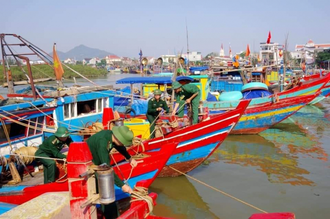 Tàu thuyền ngư dân đã neo đậu vào các khu tránh trú bão. Ảnh: Gia Hưng.