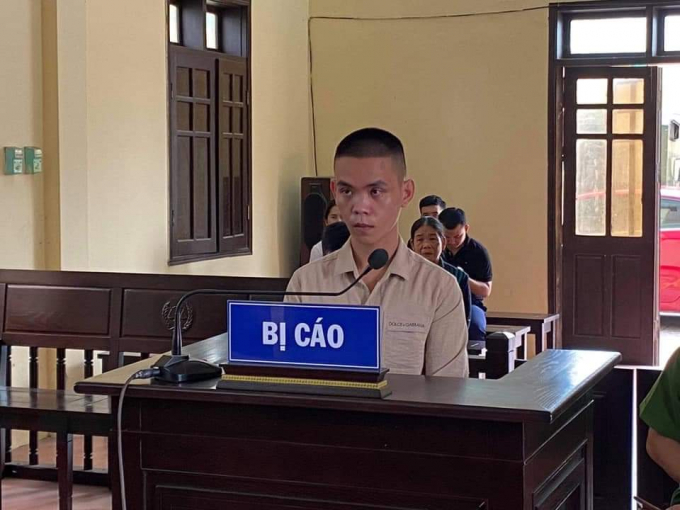 Bị cáo Nguyễn Văn Bình trong phiên xét xử sơ thẩm. Ảnh: Gia Hưng.