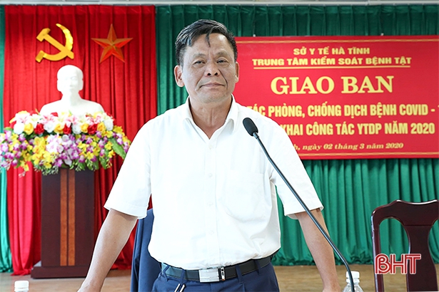 Ông Đường Công Lự - Phó Giám đốc Sở Y tế khẳng định Đoàn cán bộ tỉnh Hà Tĩnh làm việc tại Hà Nội ngày 4/3 không phải cách ly y tế. Ảnh: BHT.
