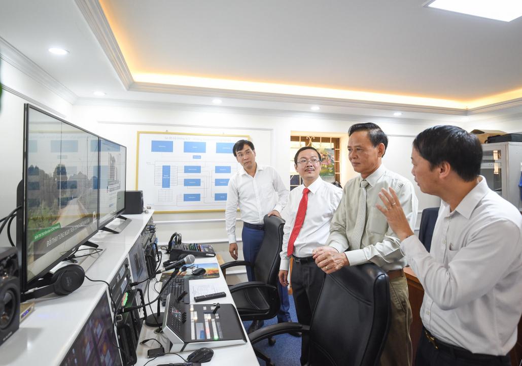 Nhờ nguồn lực đầu tư từ Bộ NN-PTNT, Báo Nông nghiệp Việt Nam đã xây dựng được hạ tầng hiện đại, bắt nhịp xu thế công nghệ 4.0. Ảnh: Tùng Đinh.