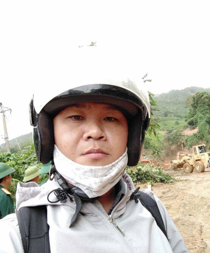 Phóng viên Báo Nông nghiệp Việt Nam Lê Công Điền tại khu vực hiện trường cho biết, lực lượng chức năng đang chay đua với thời gian để tìm kiếm những nạn nhân mất tích.
