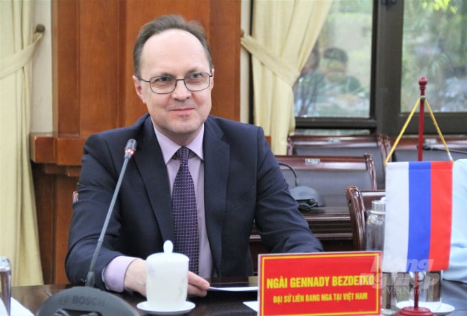 Đại sứ Liên bang Nga tại Việt Nam Gennady Stepanovich Bezdetko. Ảnh: Phạm Hiếu.