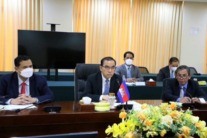 Bộ trưởng Bộ Nông, Lâm, Ngư nghiệp Campuchia Veng Sakhom đánh giá cao tinh thần hợp tác giữa hai Bộ, đồng thời mong muốn hai Bộ cần tiếp thục thúc đẩy hợp tác hơn nữa. Ảnh: Ngọc Mậu.