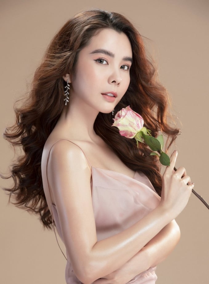 Hoa hậu Du lịch thế giới 2018- Huỳnh Vy.