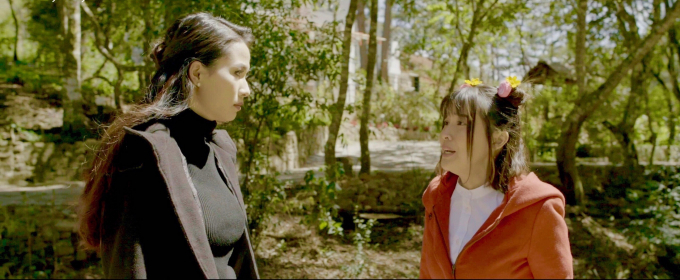 Hai kiều nữ Cao Thái Hà và Phan Thị Mơ trong bộ phim 'Kiều @'.