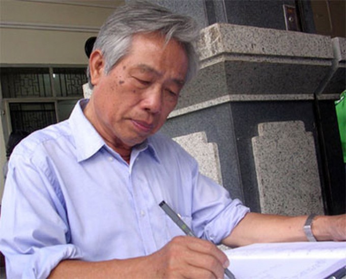 Nhà báo Đinh Phong (1938-2020).