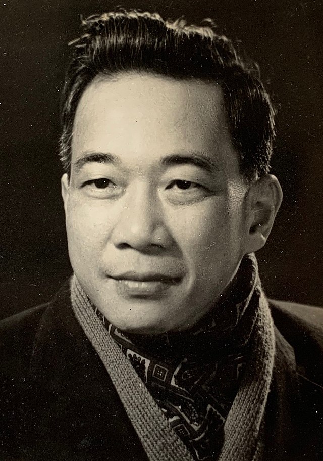 Nhà thơ Tố Hữu (1920-2002)