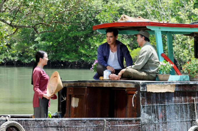 Bộ phim 'Cơn giông' được chuyển thể từ tiểu thuyết cùng tên của nhà văn Lê Văn Thảo.