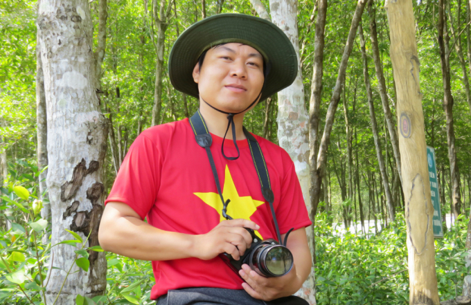 Nhà báo Dương Út đang công tác tại báo Đồng Tháp.