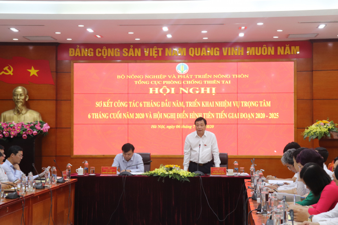 Tổng Cục trưởng Tổng cục Phòng, chống thiên tai Trần Quang Hoài phát biểu tại Hội nghị sơ kết công tác 6 tháng đầu năm, triển khai nhiệm vụ trọng tâm 6 tháng cuối năm của Tổng cục Phòng, chống thiên tai. Ảnh: TCPCTT.